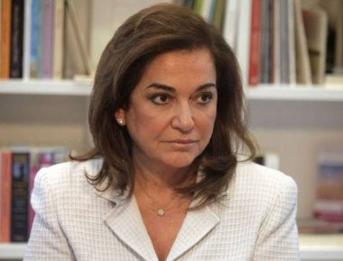 Εκτός εαυτού η Ντόρα Μπακογιάννη για την άδεια του Κουφοντίνα